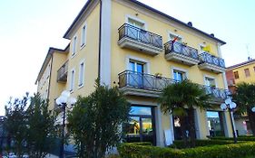 Hotel Sirena Bazzano